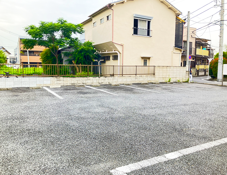亀有の歯医者、西川クリニック歯科室｜矯正歯科の駐車場